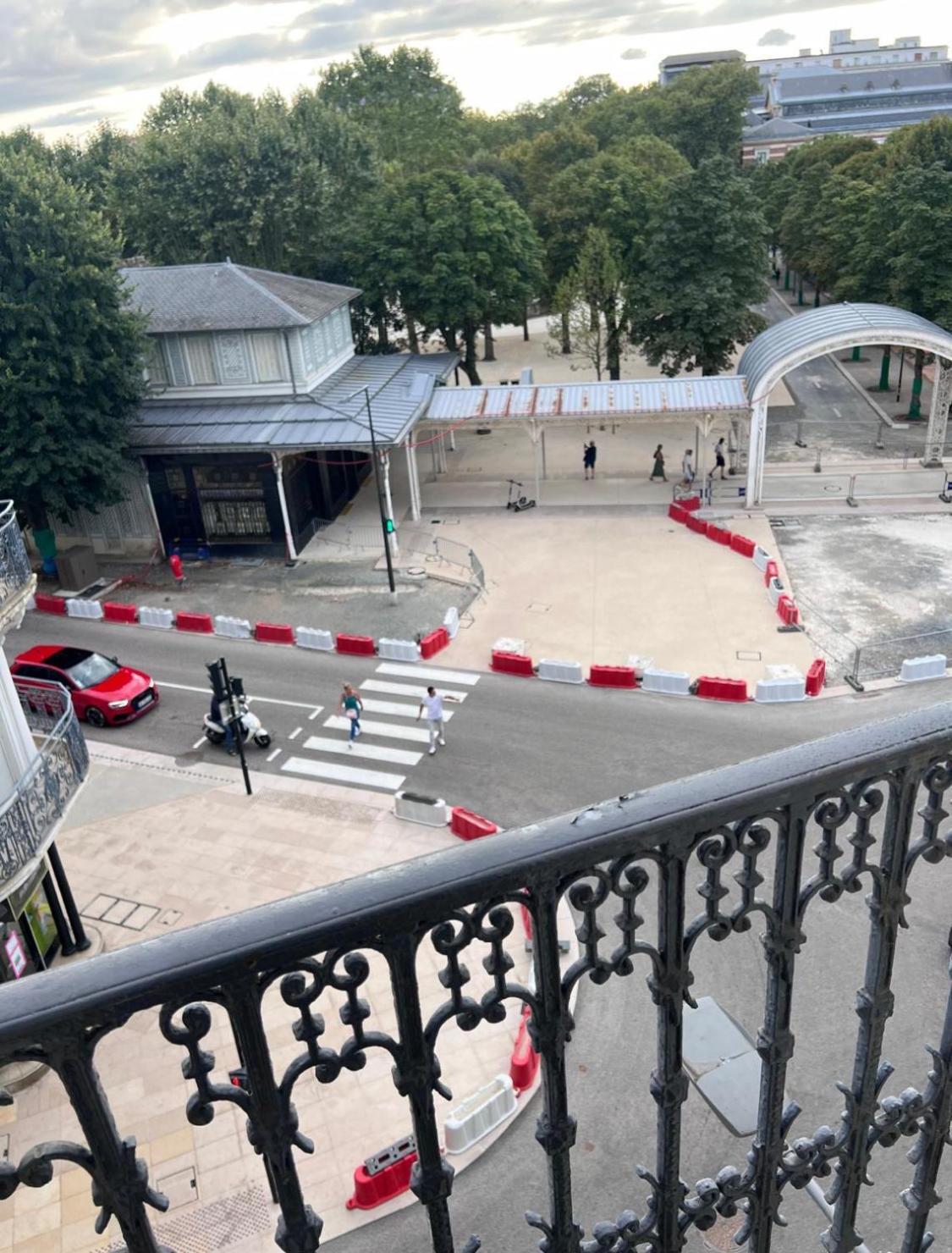 Le Splendid - Hypercentre - Proche Opera & Parcs - Thermes 비시 외부 사진